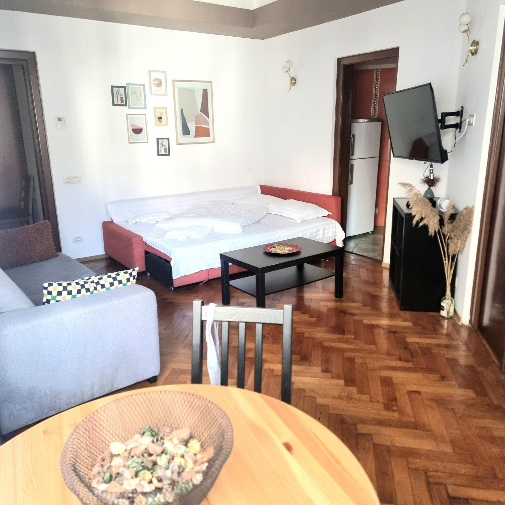 Peaceful Getaway - Generous 3-Bedroom Sanctuary - Close To Historic Old Town Bucareste Exterior foto